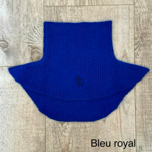 Le Col Chic IDA DEGLIAME se décline en bleu royal